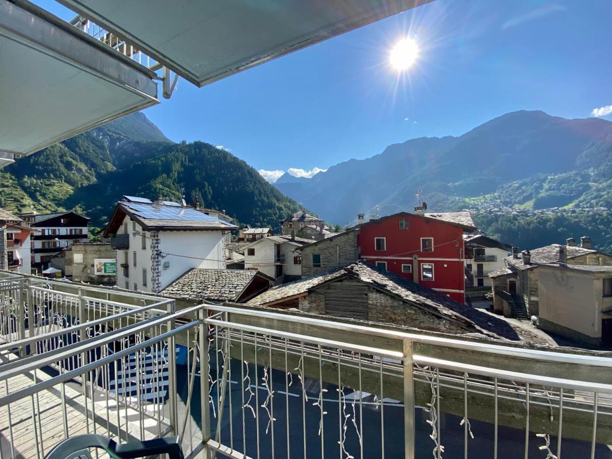 Residence Pizzo Scalino Chiesa in Valmalenco Buitenkant foto