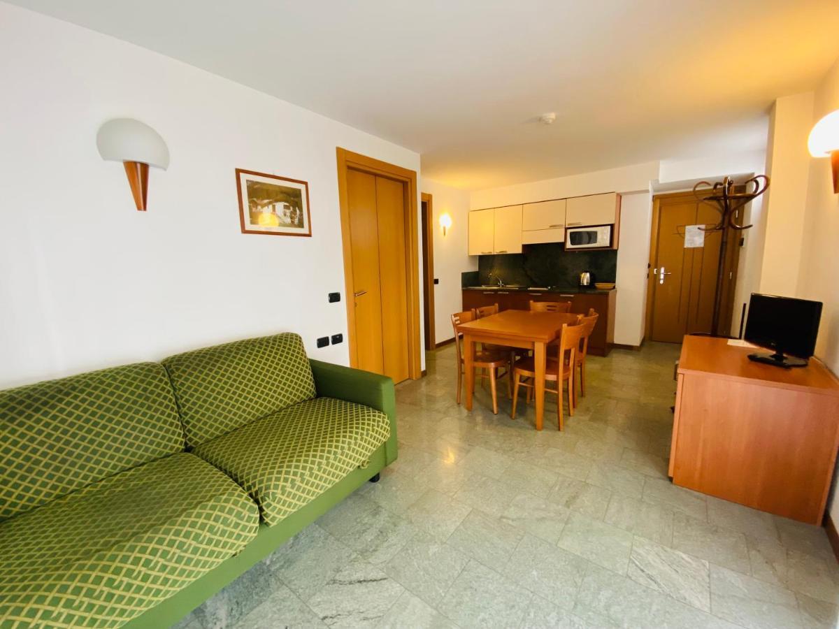 Residence Pizzo Scalino Chiesa in Valmalenco Buitenkant foto